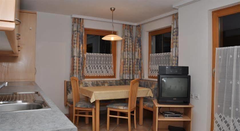 Haus Gentiana Apartamento Samnaun Exterior foto